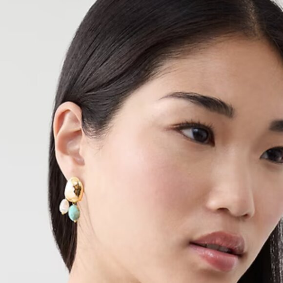 Banana Republic Turquoise Resin Pearl Earrings/NWT - Picture 3 of 9